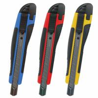 Нож канцелярский 9 мм BRAUBERG "Universal", автофиксатор, цвет ассорти, резиновые вставки, блистер