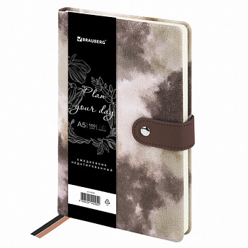 Ежедневник недатированный А5 138х213 мм BRAUBERG "Nebula", под кожу, застежка, 160 л., коричневый